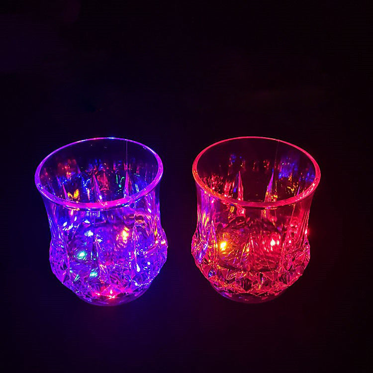 Luminous Pineapple Cup Beer Mug Bar Colorful Luminous Cup Sensor Light Creative Luminous Cup Cross-border E-commerce Hot Sale